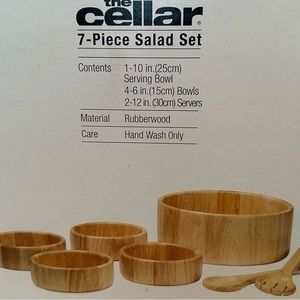 NWT-7-piece salad set